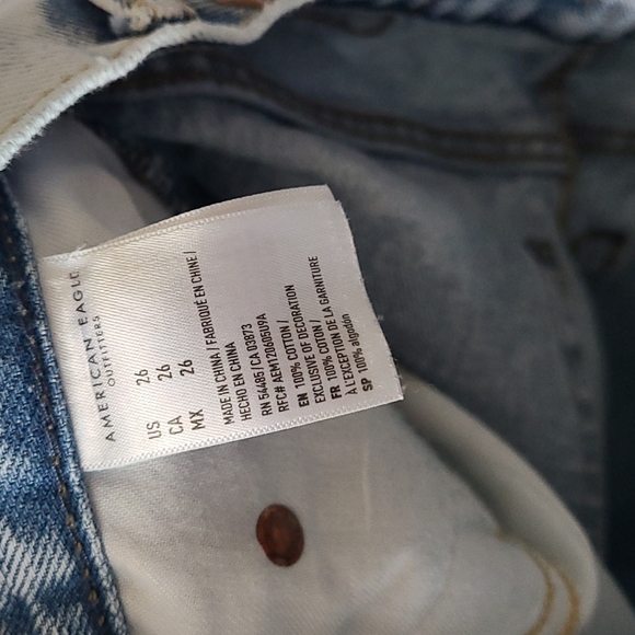 American Eagle Mens Destroyed Denim Shorts, Light Wash, Size 26 - Picture 6 of 6